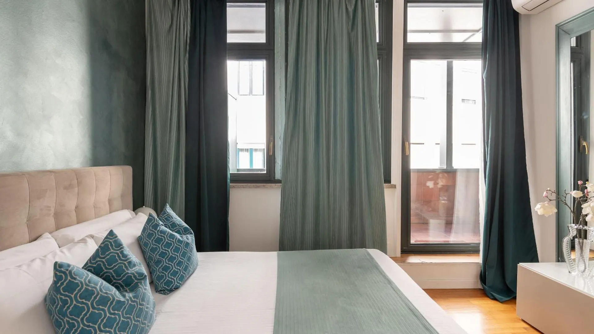 Heart Milan Apartments Duomo Terrace Italy