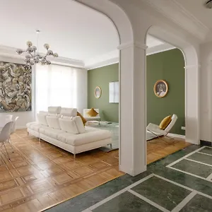 https://heart-apartments-duomo-stefano.italymilanhotels.net